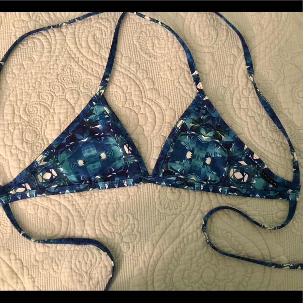JOLYN x Mallyce print triangle bikini top (S)
